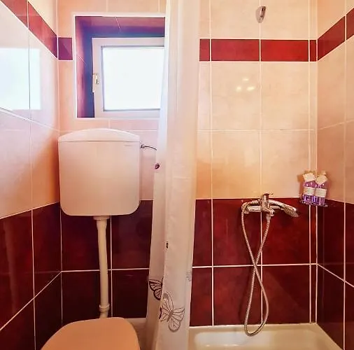 Crljen Brodarica (Sibenik-Knin)